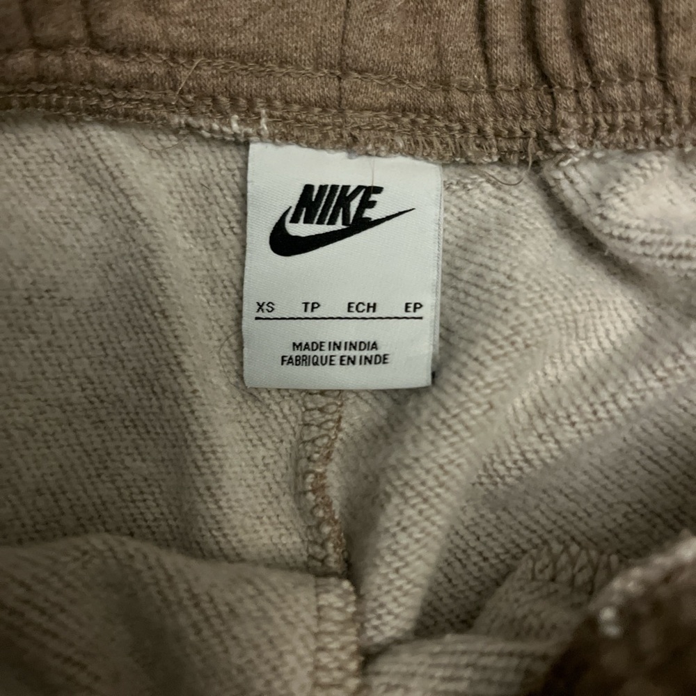 Nike Beige Joggers